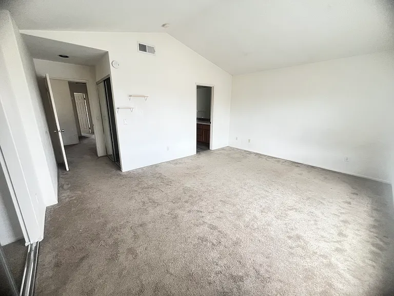 9250 Longridge Way — Photo 16