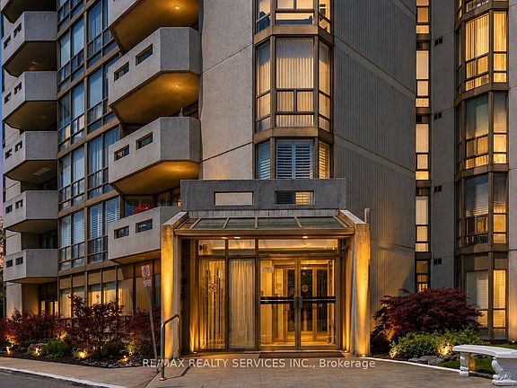 3rd image of 20 McFarlane Dr #107