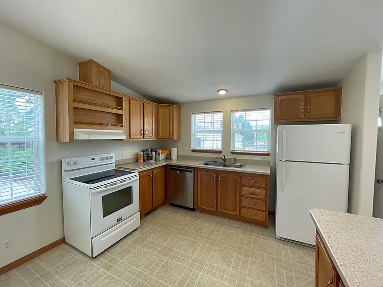 6735 W Kingsley Ave #6735 — Photo 5