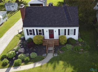 1100 Grasser St, Oregon, OH 43616