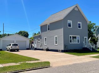 640 Iron St, Ishpeming, MI 49849