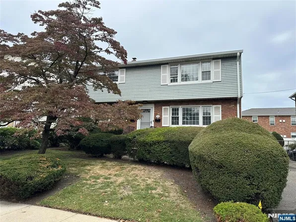 40 Washington Ave Floor 2, Rutherford, NJ 07070