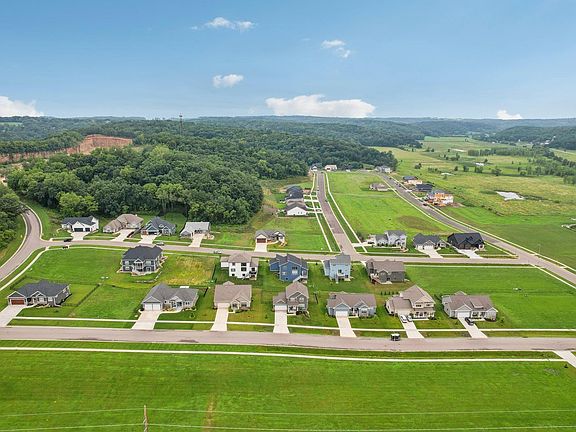 2nd image of 1411 Schoepp Ln