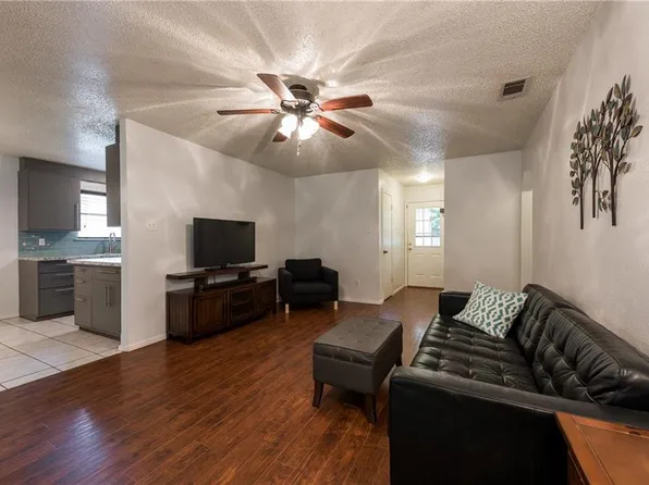 514 Yucca Dr, Round Rock, TX 78681
