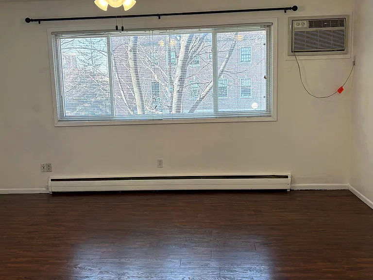 322 Clifton Ave #303 — Photo 8