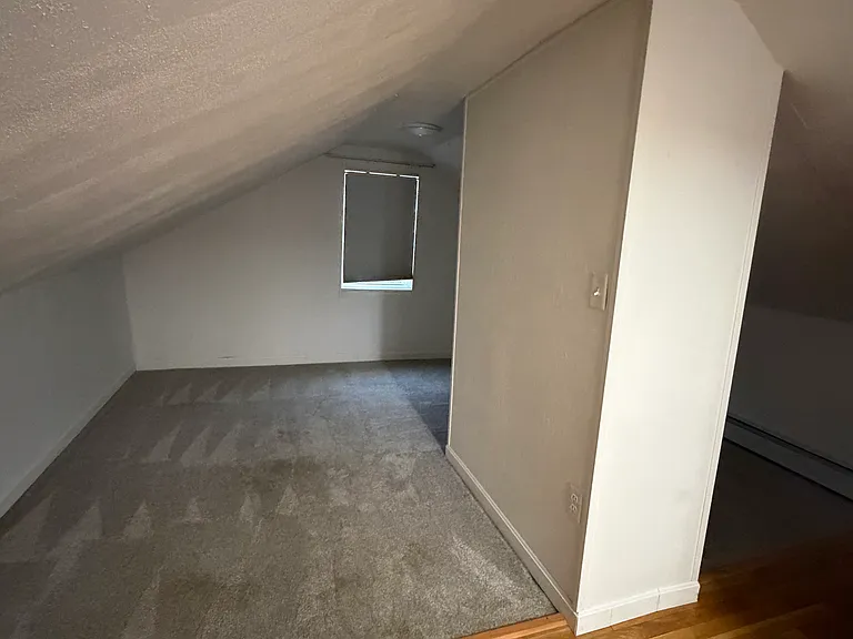 295 Kittredge St #R — Photo 9