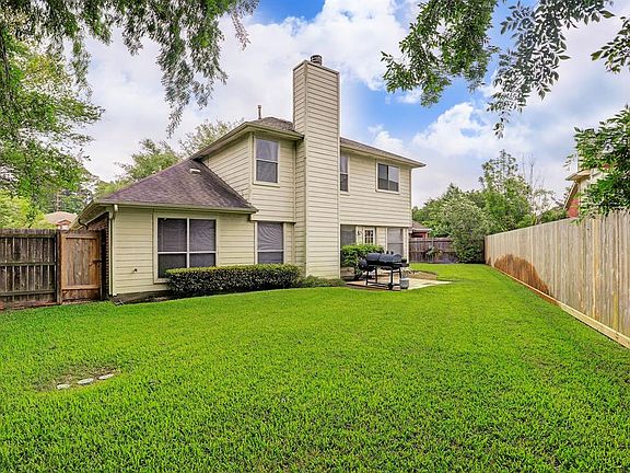 5th image of 31523 Kingston Village Dr