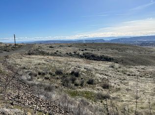 Nka N Roza Hill Dr, Yakima, WA 98901