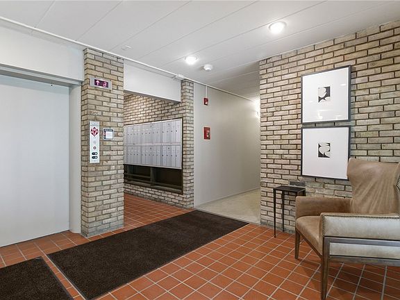 4th image of 53 Highland Rd APT 401