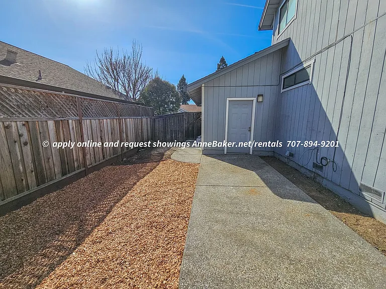 127 Melva Ct — Photo 22