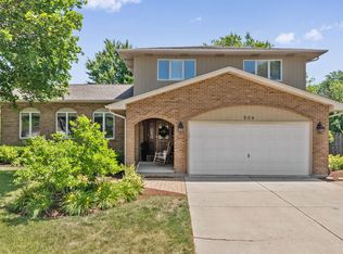 506 S Raven Rd, Shorewood, IL 60404