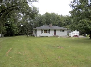 68797 Carls Rd, Sturgis, MI 49091