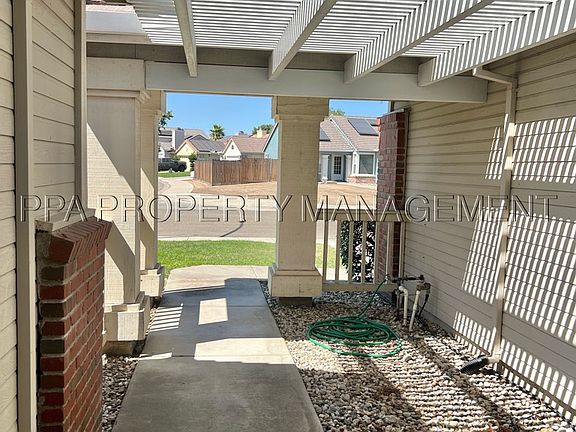 4th image of 1188 Palomino Ct