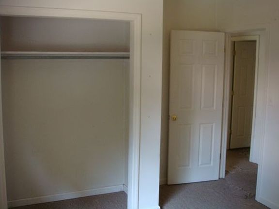 5th image of 570 Mingo St