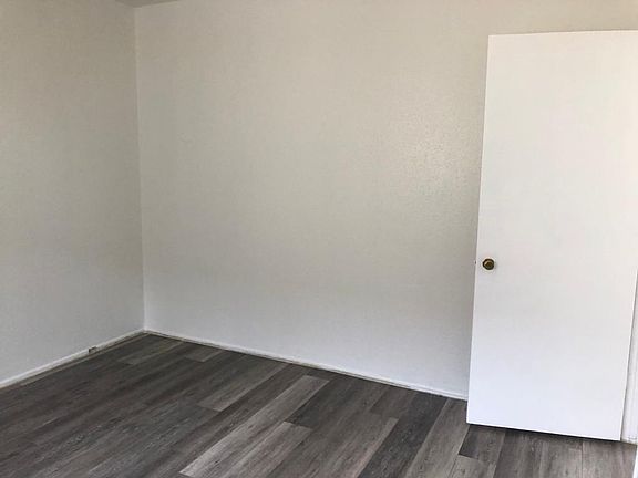 5th image of 10502 Crenshaw Blvd APT 1