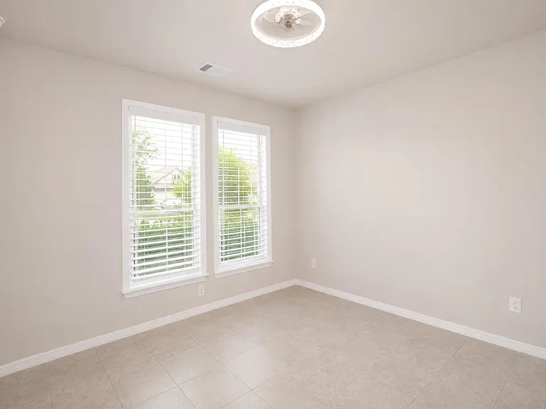 1019 Fresh Spring Rd — Photo 29