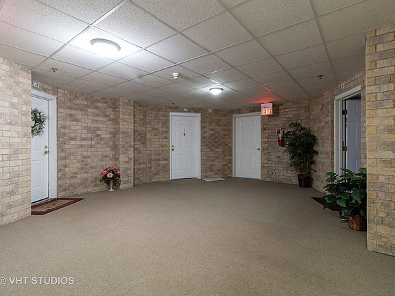 5th image of 16040 Boardwalk Ln Unit 3C