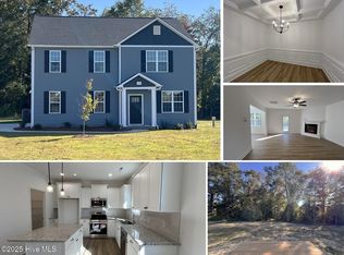 126 Fireside Dr, Benson, NC 27504