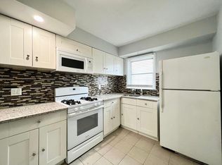 51 Baisley Ave FLOOR 2, East Rockaway, NY 11518
