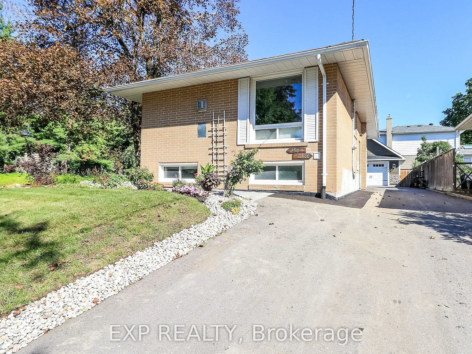2 bed, $2,200 — Photo 1