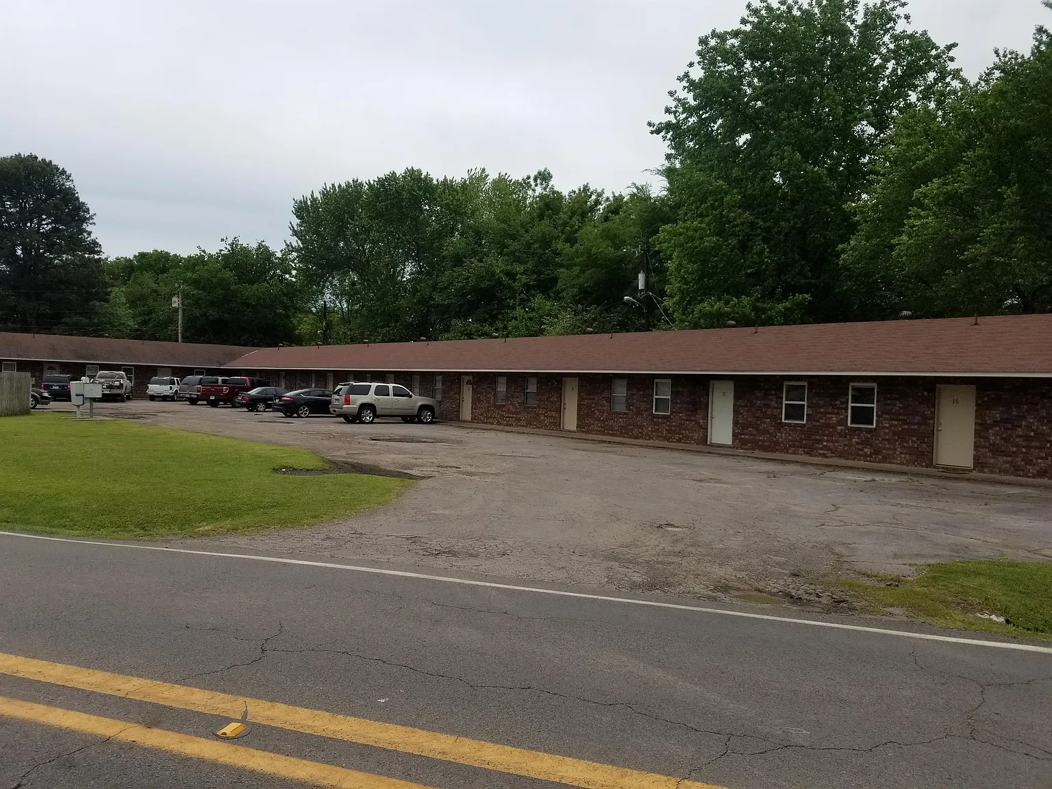 915 N Harmony Rd, Clarksville, AR - 17 — Photo 2