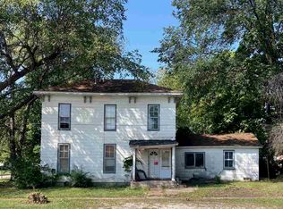 901 W Grimes Ave, Fairfield, IA 52556