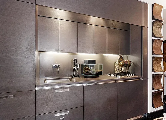 Sold by Warburg | media 3
