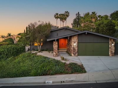 4650 Ellenita Ave, Tarzana, CA, 91356