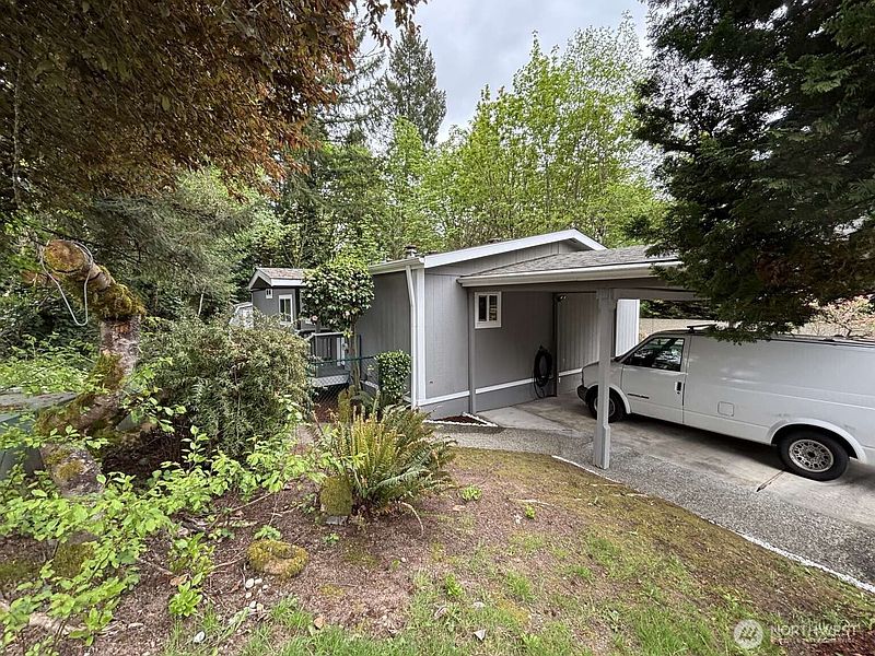 5th image of 12615 NE 189th Street