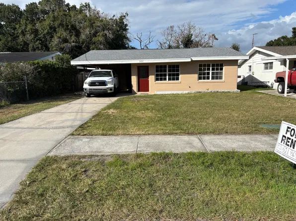2727 Avenue R NW, Winter Haven, FL 33881
