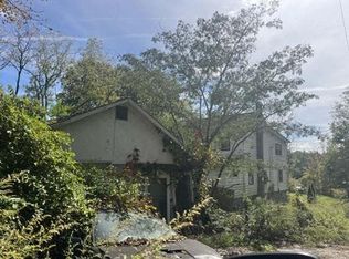 4 Robin Hl, Hampton, NJ 08827