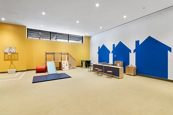 Sold by Modern Spaces | media 12