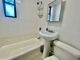 Rented by R New York