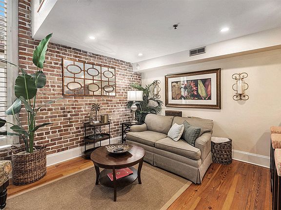 Living area with Smart TV