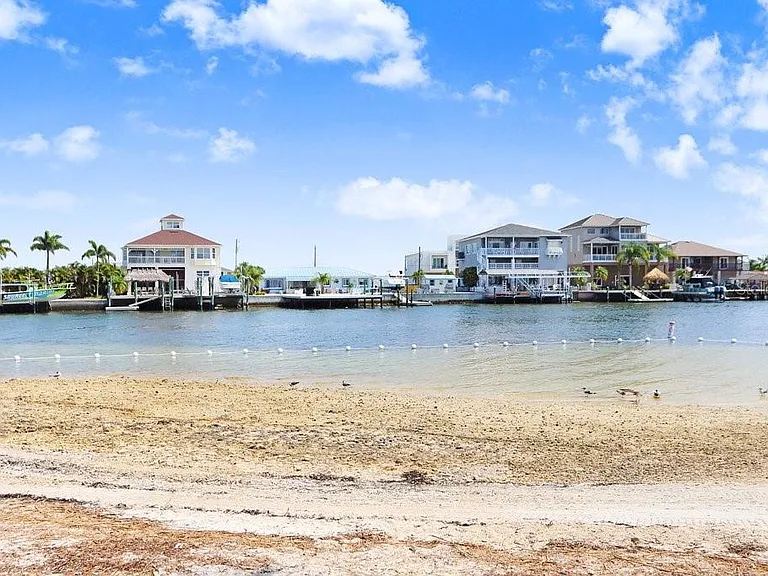 14606 Coral Dr — Photo 15