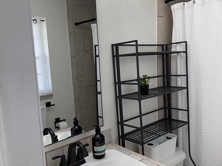 4704 Telfair Dr — Photo 16