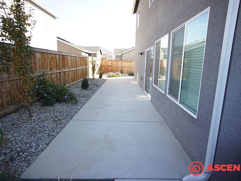9000 Lily Crest Way — Photo 21