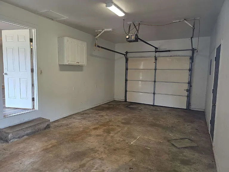 1204 NW 2nd St — Photo 17