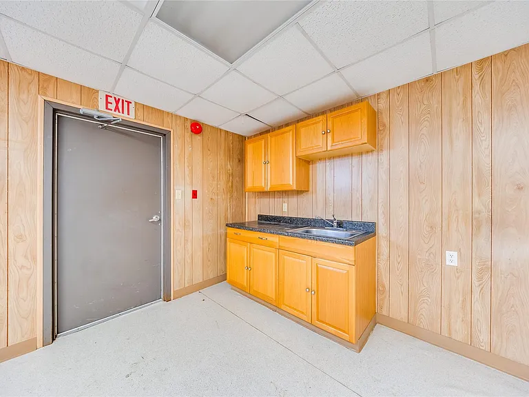 4227 Old Chocolate Bayou Rd — Photo 29