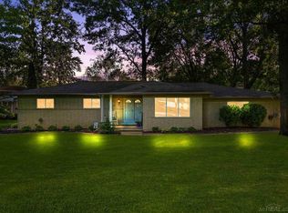 52120 Southdown Rd, Shelby Township, MI 48316