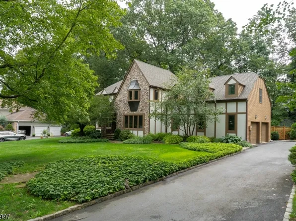 20 Hillcrest Way, Bernards Twp., NJ 07920