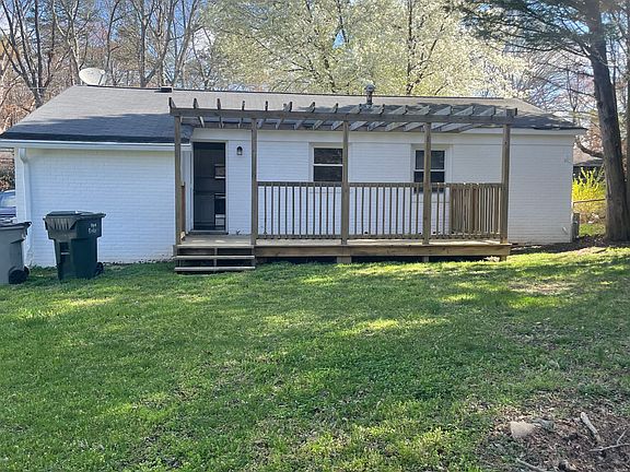 2nd image of 411 Efird St