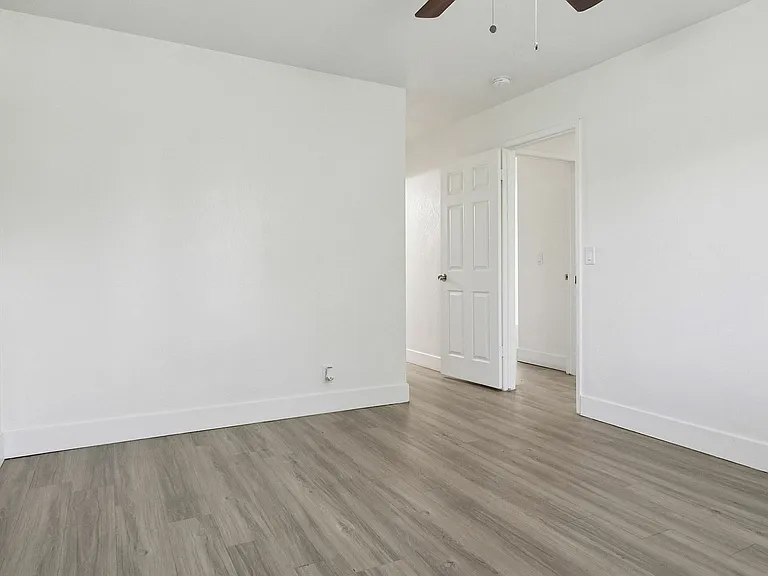 Penthouse- Bedroom Entry