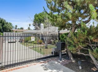 15571 Otsego St, Encino, CA 91436