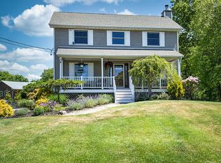 5 John Ter, East Quogue, NY 11942