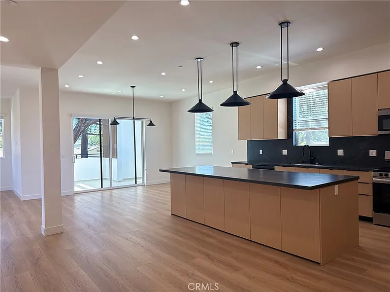 4121 Lafayette Pl #B — Photo 3