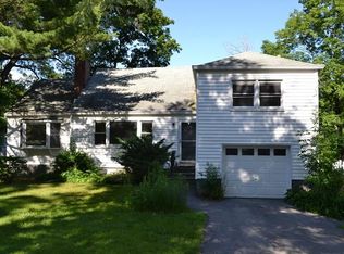 2930 Old Yorktown Rd, Yorktown Heights, NY 10598