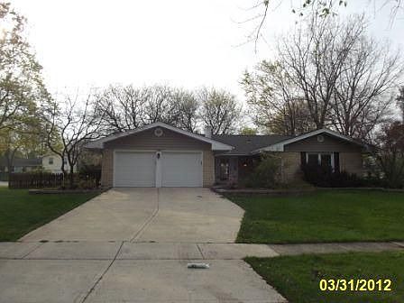 1st image of 2S662 Ashley Dr