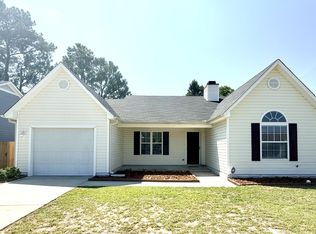 3839 Goforth Dr, Hope Mills, NC 28348