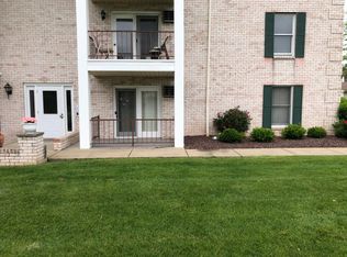 7404 Eisenhower Dr UNIT 2, Youngstown, OH 44512